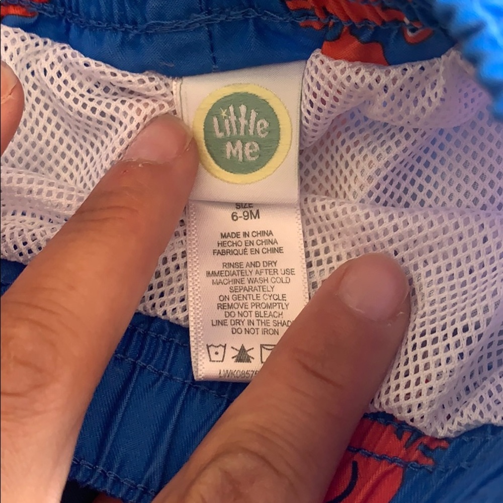 Little Me 6-9M Infant Rash Guard /Swimming Trunks - Picture 4 of 6